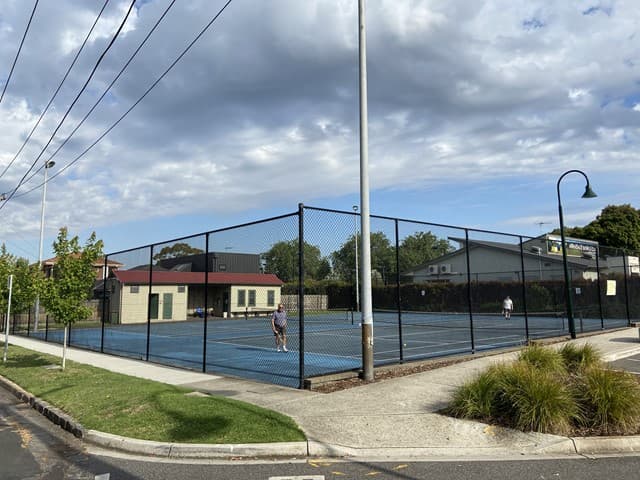 Brooklyn Avenue Tennis Courts tennis courts