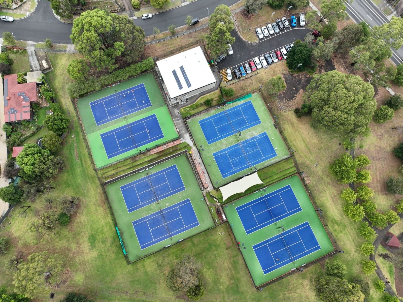 Endeavour Hills Tennis Club tennis courts