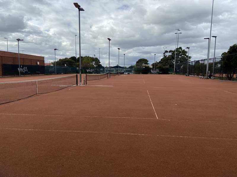 Essendon Tennis Club tennis courts