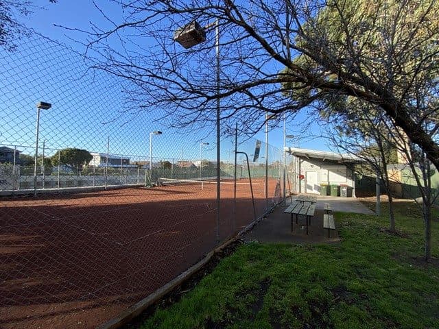 Glen Orme Tennis Club Inc. tennis courts