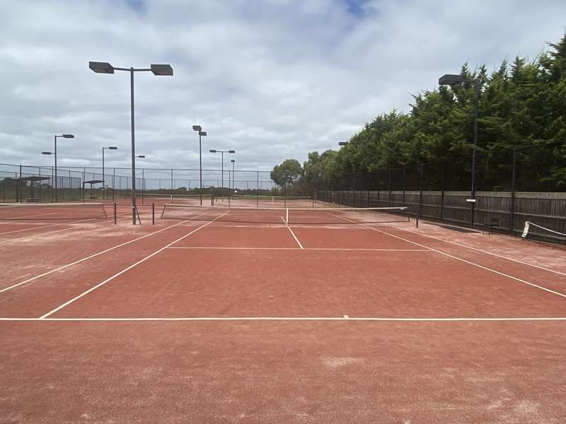 Tooradin Tennis Club tennis courts