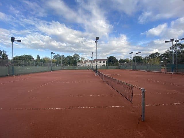 Willison Park Tennis Club tennis courts