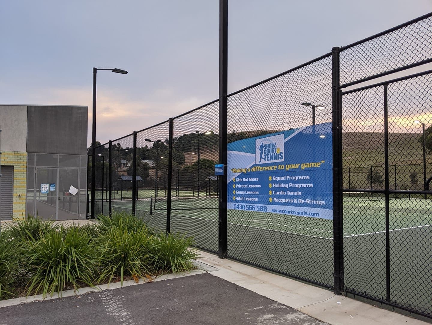 Yan Yean Tennis Club tennis courts